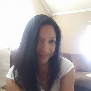 Meet your Posher, Raquel